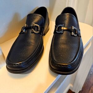 Black Ferragamo Men's Bit Loafers size 8